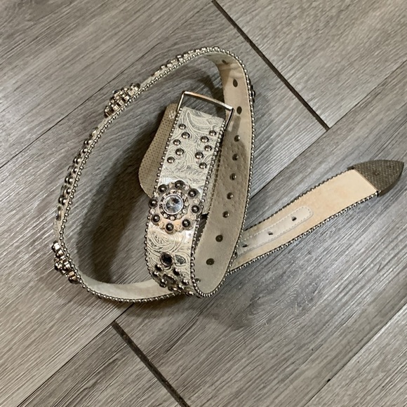 Blazin Roxx Western Style Rhinestone Leather Belt.          size  L main image 8